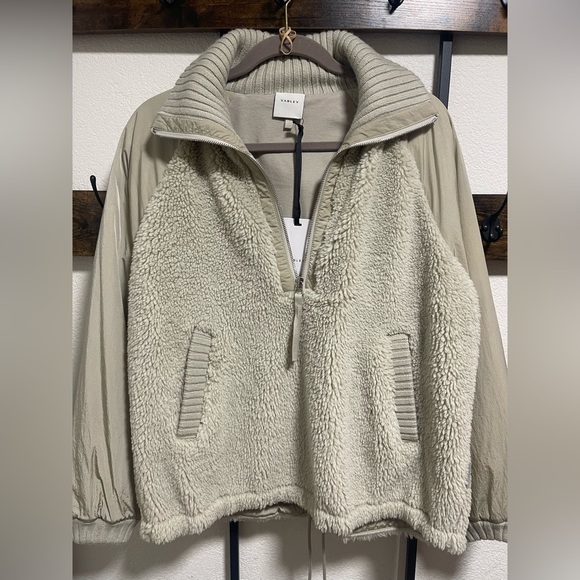 Varley Denee Half Zip Sherpa Jacket • Agate Grey • Size S • NWT  • Sold Out - Picture 8 of 11